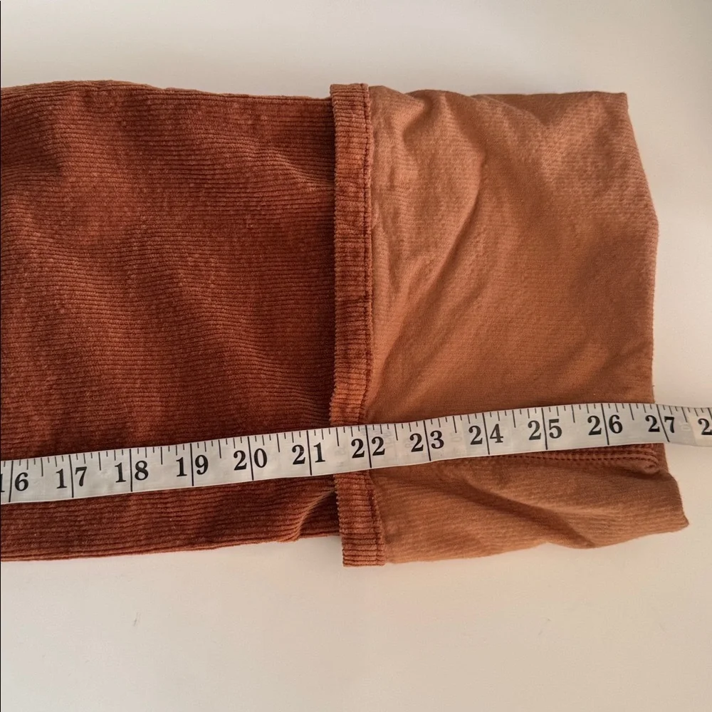Anthropologie Pilcro The Scotty Cuffed Brown Corduroy Straight Leg Pants size 26 - Picture 9 of 11